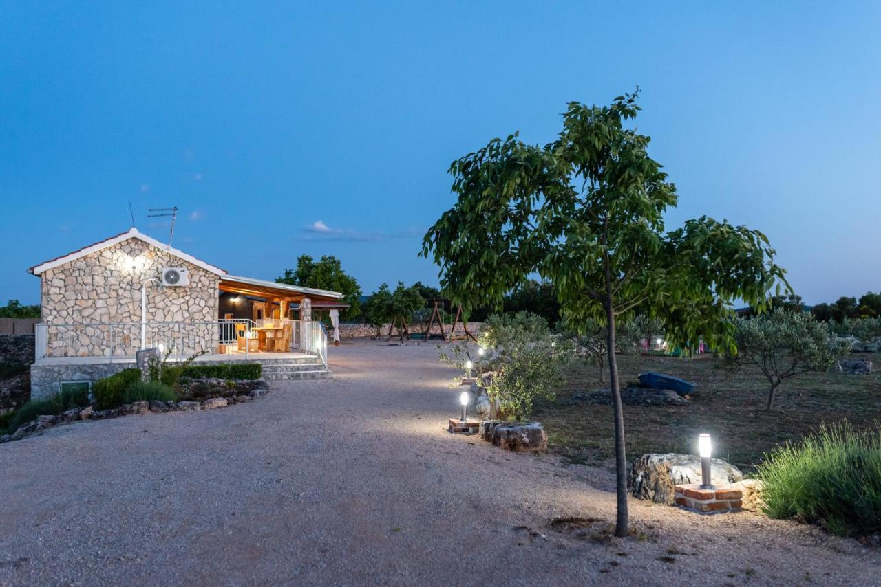 Holiday Home Juli With Jacuzzi Σίμπενικ Εξωτερικό φωτογραφία